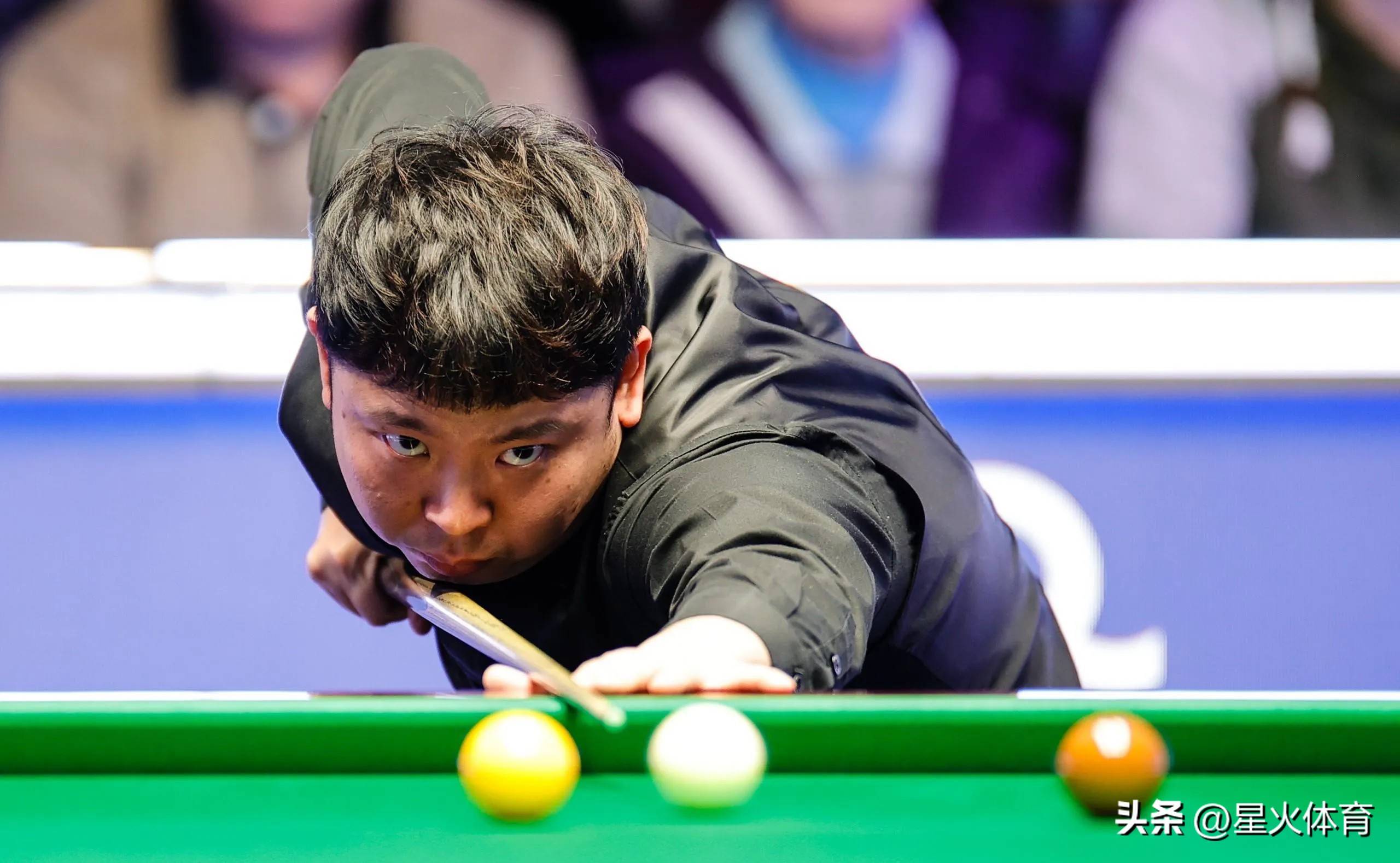 冷门频出！棒球战况跌宕起伏