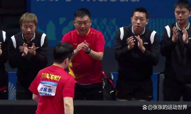日本队横扫法国队，许昕关键制胜