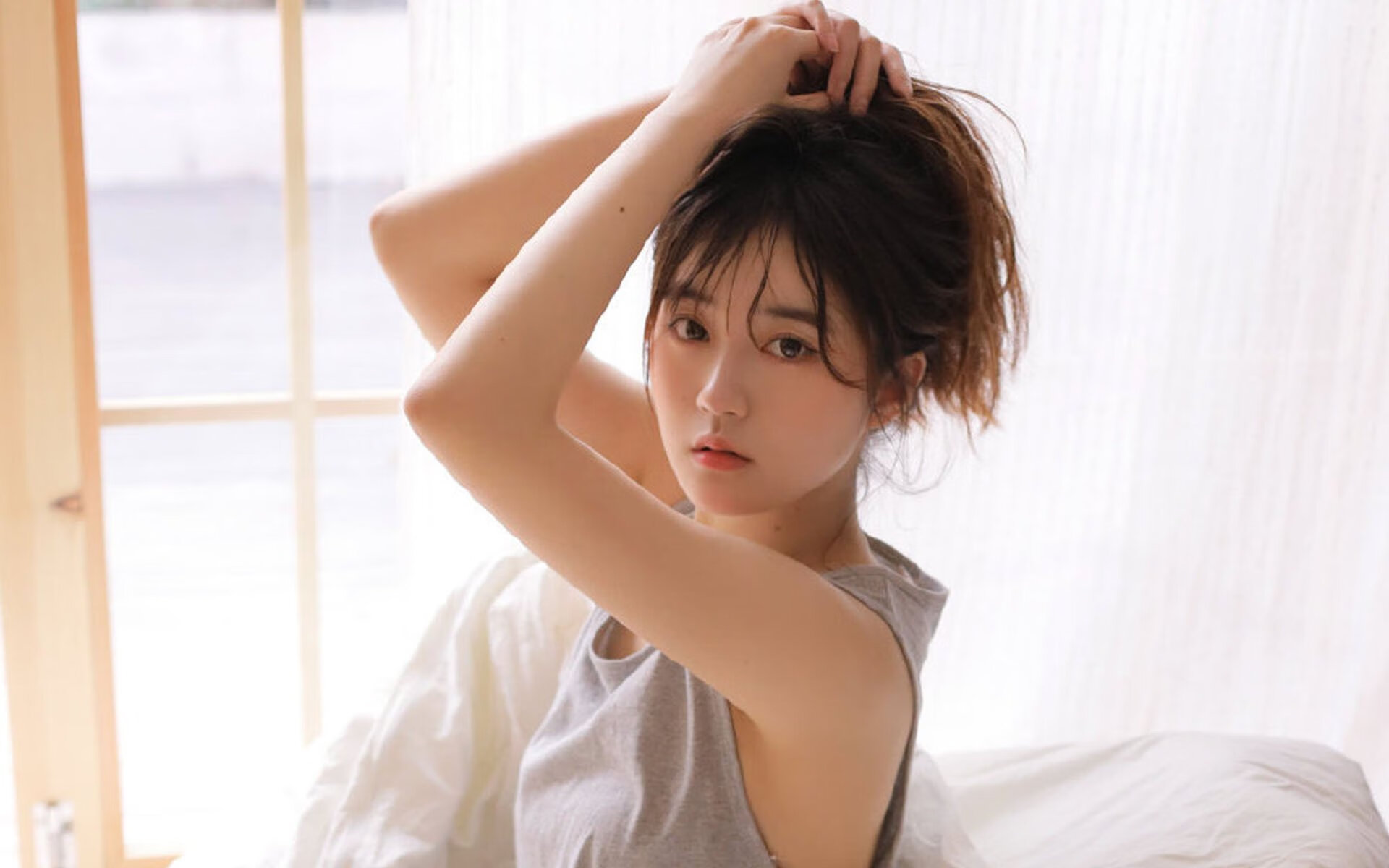 法甲劲旅马赛欧战扬威，哥伦比亚群星闪耀成争冠关键变量